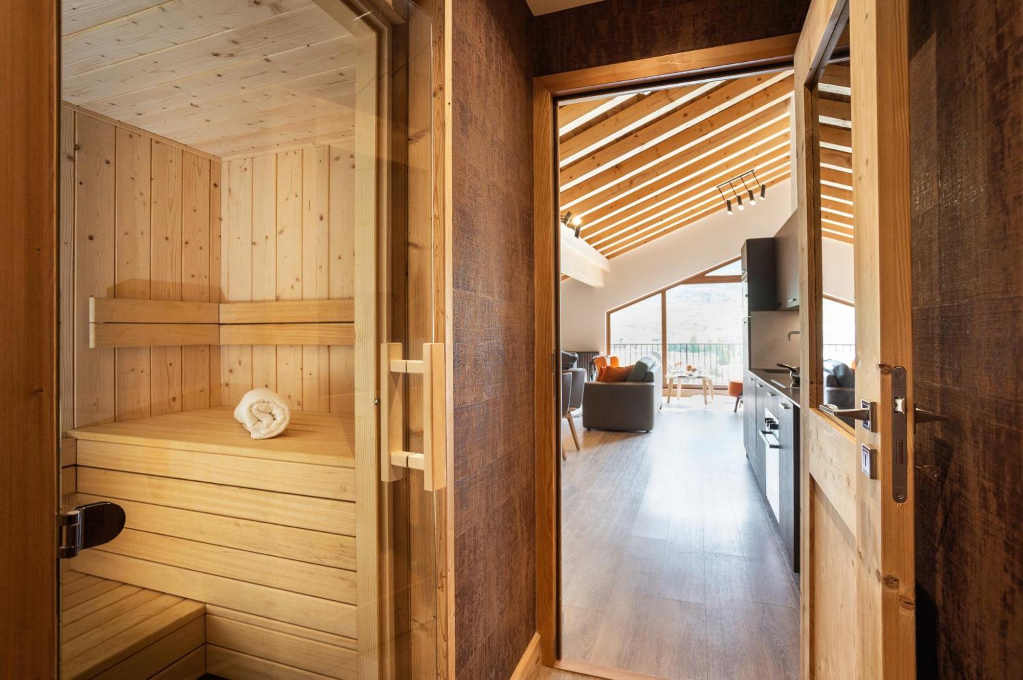 Daria-i Nor By Les Etincelles Apartahotel 5*